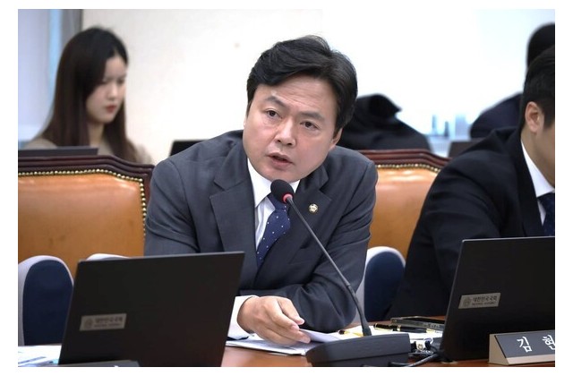 "더스윙은 '혁신의 탈' 쓴 사회적 재난"... 김현정…